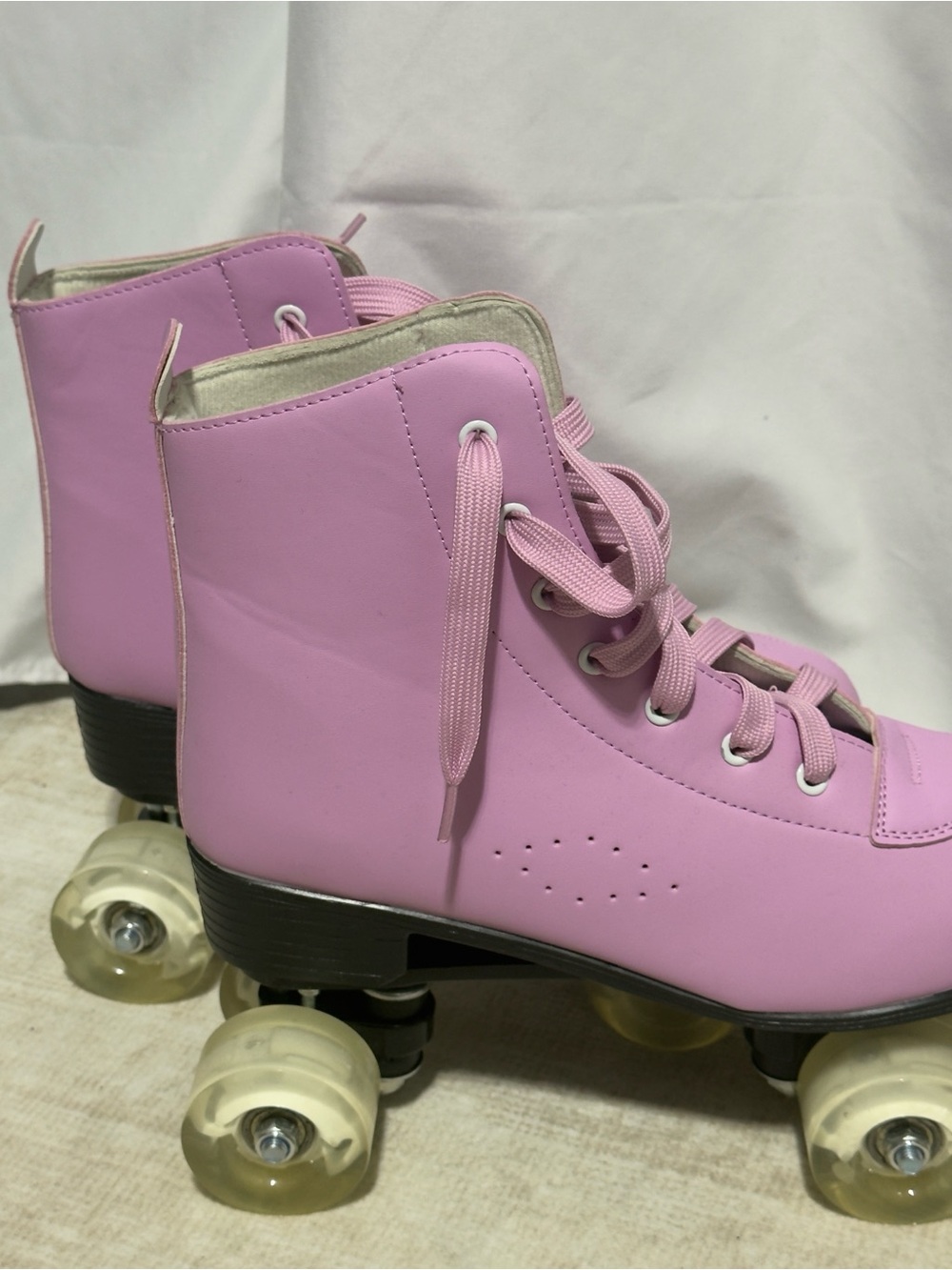 Pastel Pink High Top Quad Roller Skates Size EU 42 US Women’s 10 - 10.5